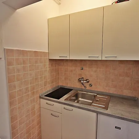Studio In Porec/istrien 9882 Apartamento